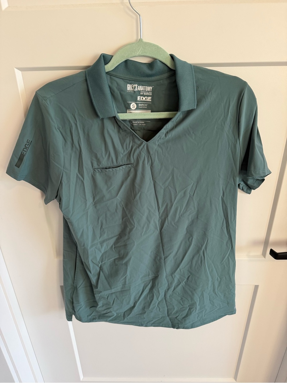 Grey’s Anatomy Edge by Barco Scrub Top Sage Green Stretch Medical Uniform Size S